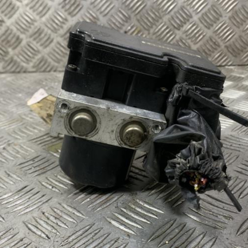 Bloc ABS (freins anti-blocage) CITROEN C2 Photo n°3