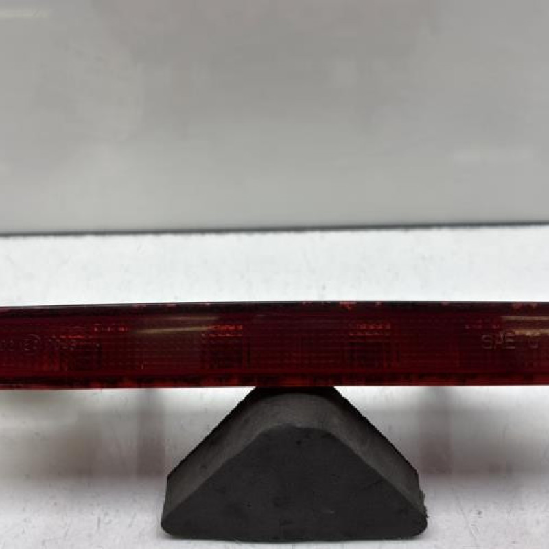 Feu arriere stop central PEUGEOT 307 Photo n°1