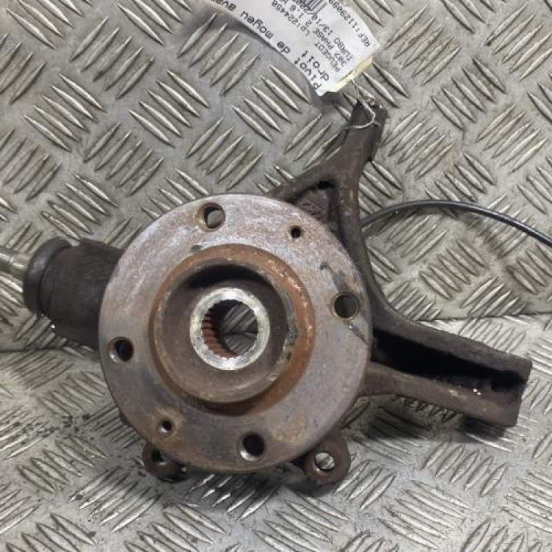 Pivot de moyeu avant droit PEUGEOT 307 Photo n°1