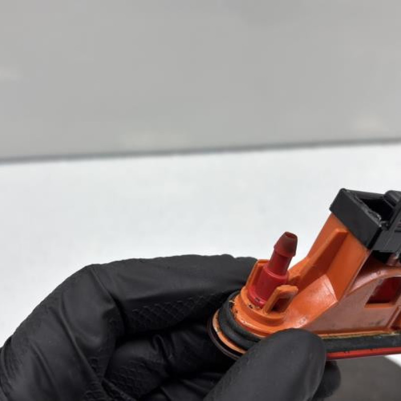 Feu arriere stop central PEUGEOT 307 Photo n°4