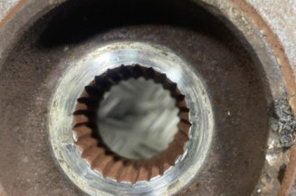 Pivot de moyeu avant droit PEUGEOT 307