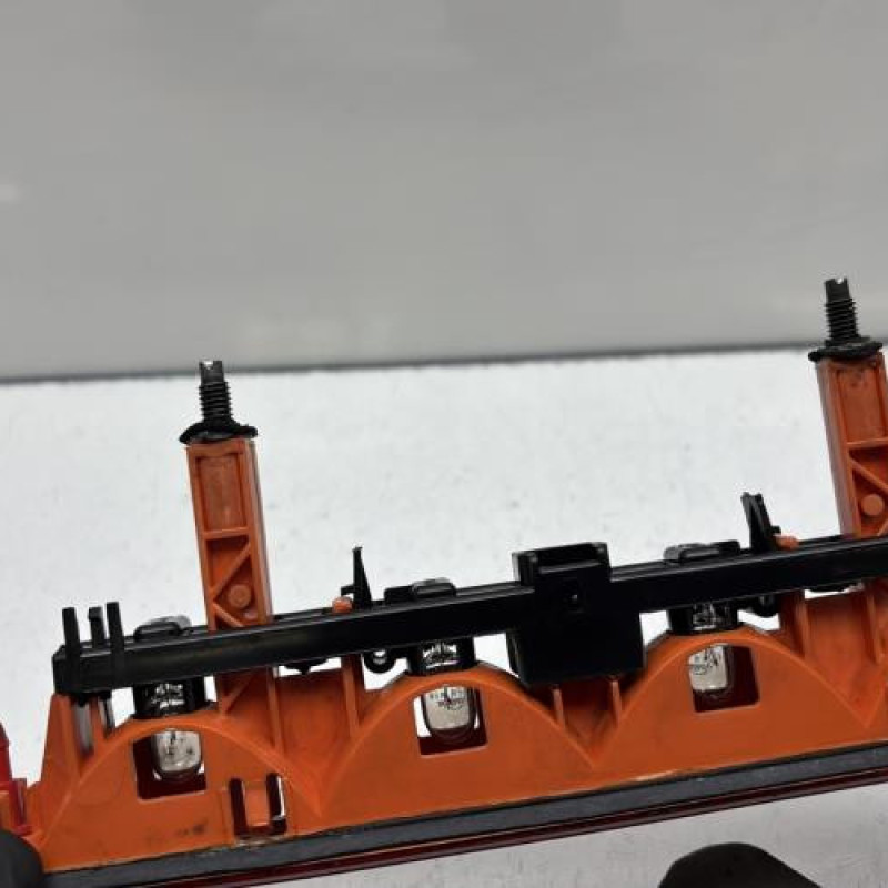 Feu arriere stop central PEUGEOT 307 Photo n°6