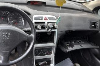 Pivot de moyeu avant gauche PEUGEOT 307