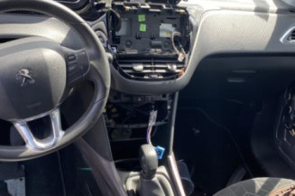 Plage arriere PEUGEOT 2008 1