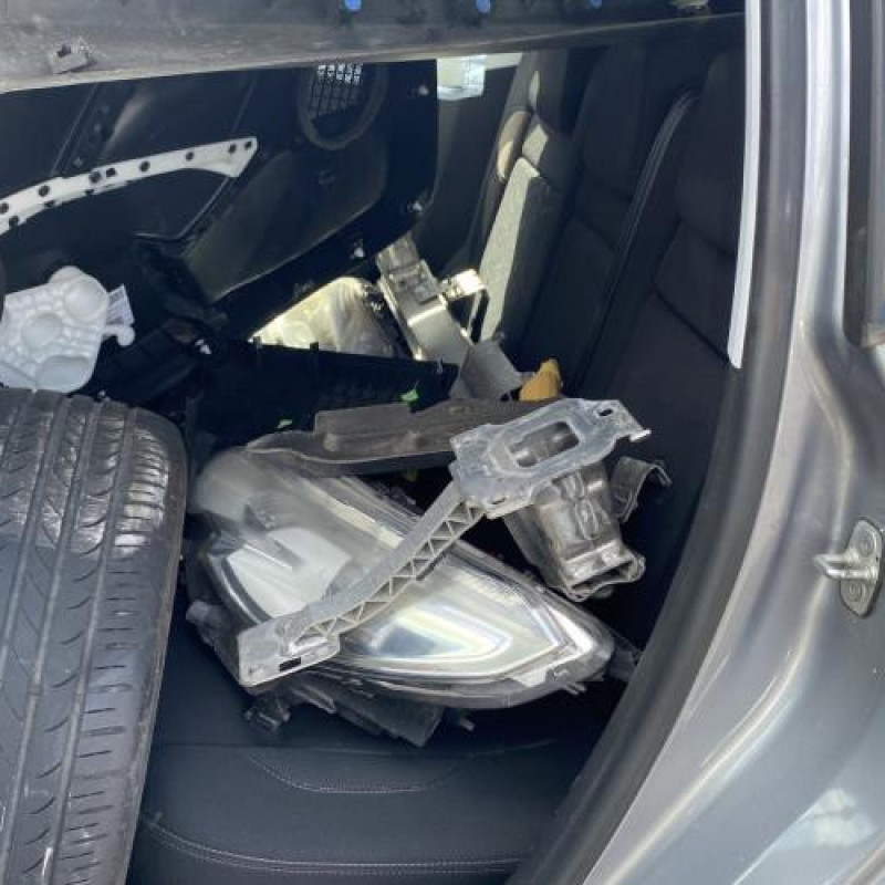 Volant PEUGEOT 2008 1 Photo n°16