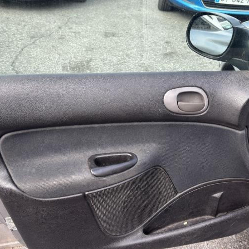Boitier air bag PEUGEOT 206 Photo n°17