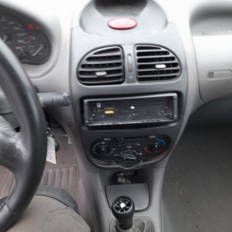 Compteur PEUGEOT 206 Photo n°9