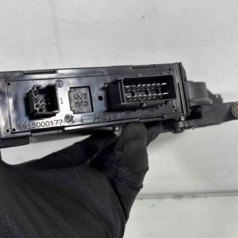 Leve vitre electrique avant gauche PEUGEOT 307 Photo n°8