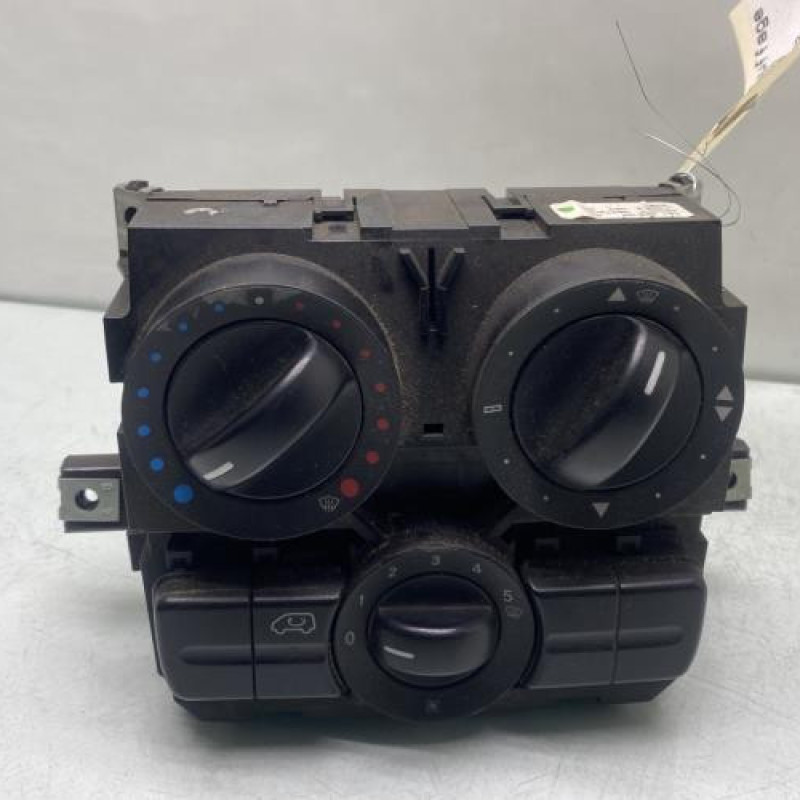 Commande chauffage MERCEDES VITO 639 Photo n°1