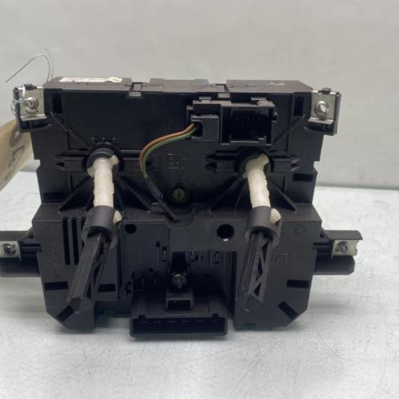 Commande chauffage MERCEDES VITO 639 Photo n°2