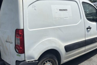 Poignee porte coffre gauche CITROEN BERLINGO 2