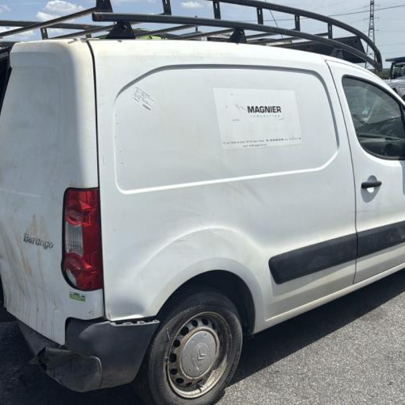 Poignee porte coffre gauche CITROEN BERLINGO 2 Photo n°9