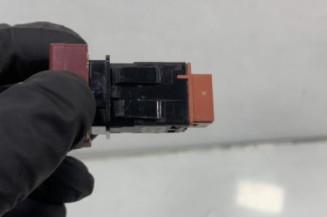 Bouton de warning CITROEN BERLINGO 2