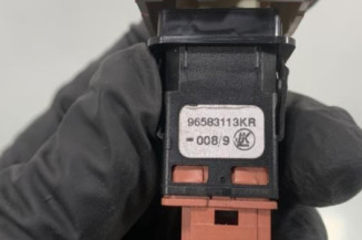 Bouton de warning CITROEN BERLINGO 2