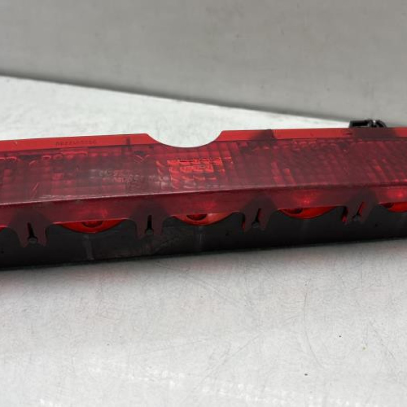 Feu arriere stop central CITROEN C4 1 Photo n°2