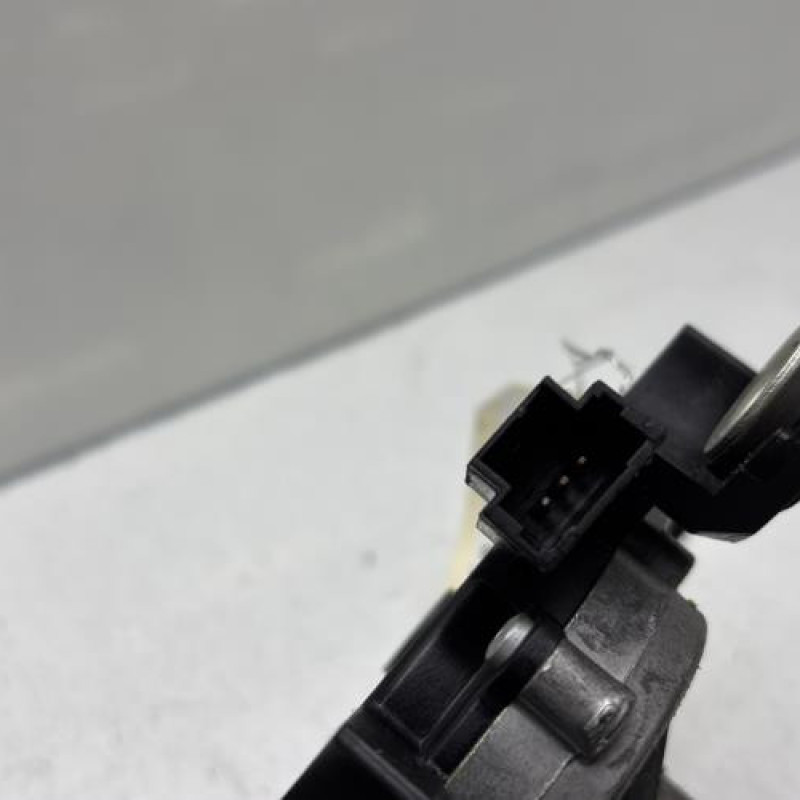 Moteur essuie glace arriere CITROEN C4 GRAND PICASSO 1 Photo n°4
