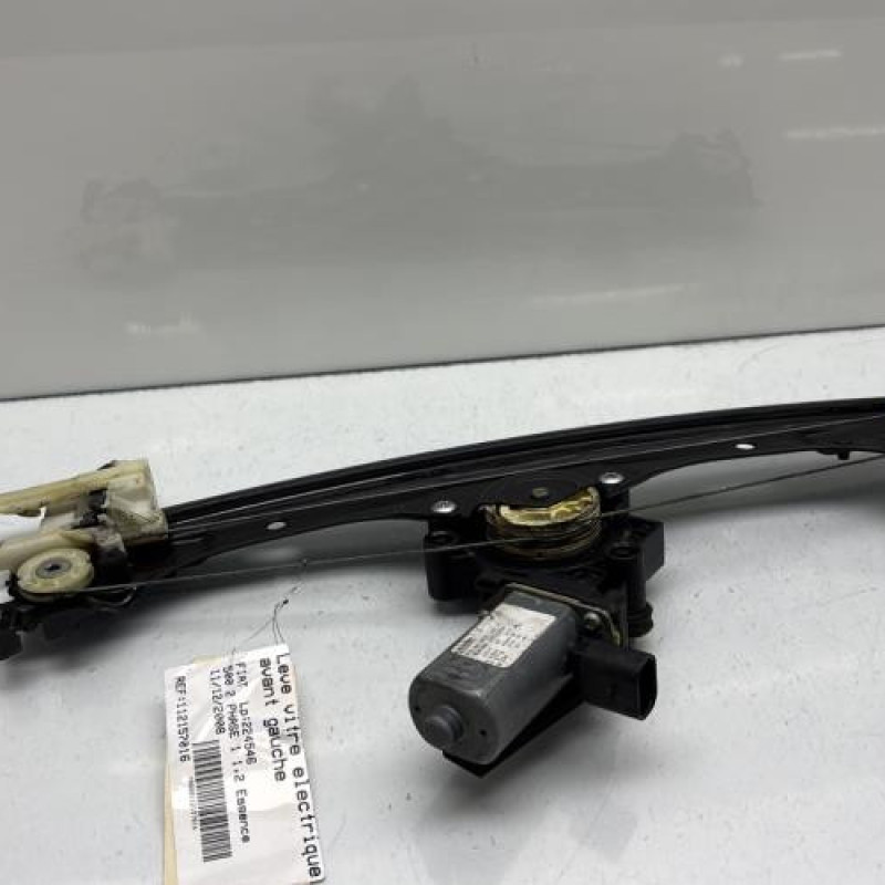 Leve vitre electrique avant gauche FIAT 500 2 Photo n°5
