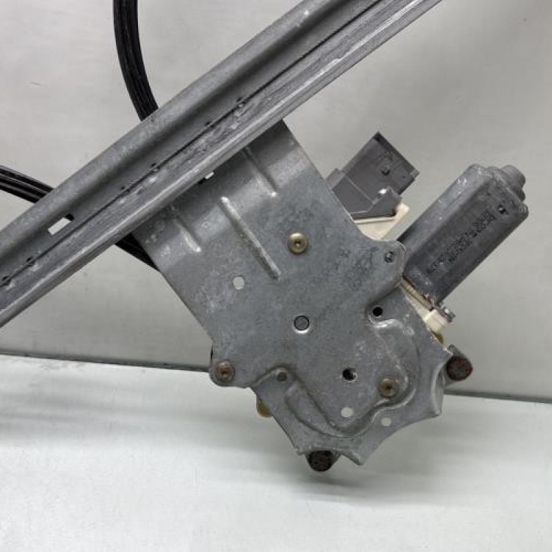 Leve vitre electrique avant gauche CITROEN XSARA PICASSO Photo n°6