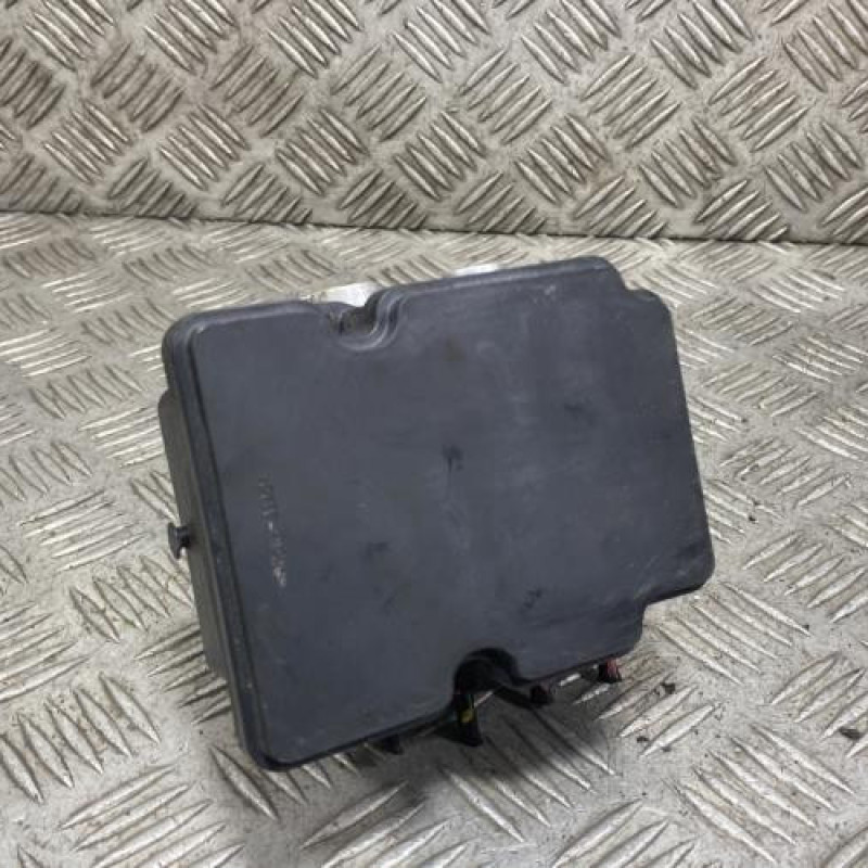 Bloc ABS (freins anti-blocage) HYUNDAI I 20 2 Photo n°6