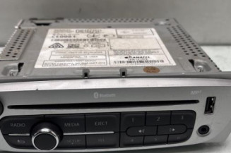 Autoradio d'origine RENAULT MEGANE 3 Photo n°1