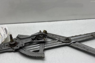 Leve vitre mecanique avant droit PEUGEOT 205 Photo n°1