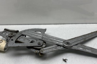 Leve vitre mecanique avant droit PEUGEOT 205
