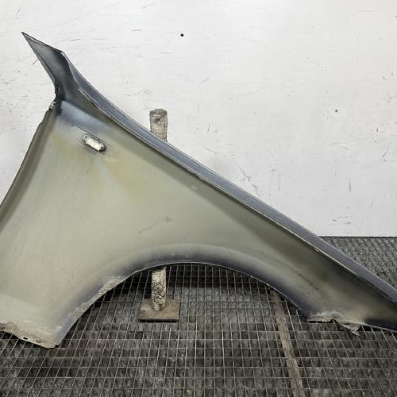 Aile avant gauche BMW SERIE 1 E87 Photo n°4