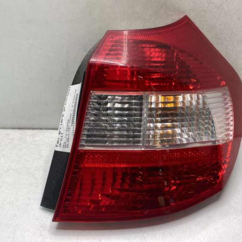 Feu arriere principal droit (feux) BMW SERIE 1 E87 Photo n°1
