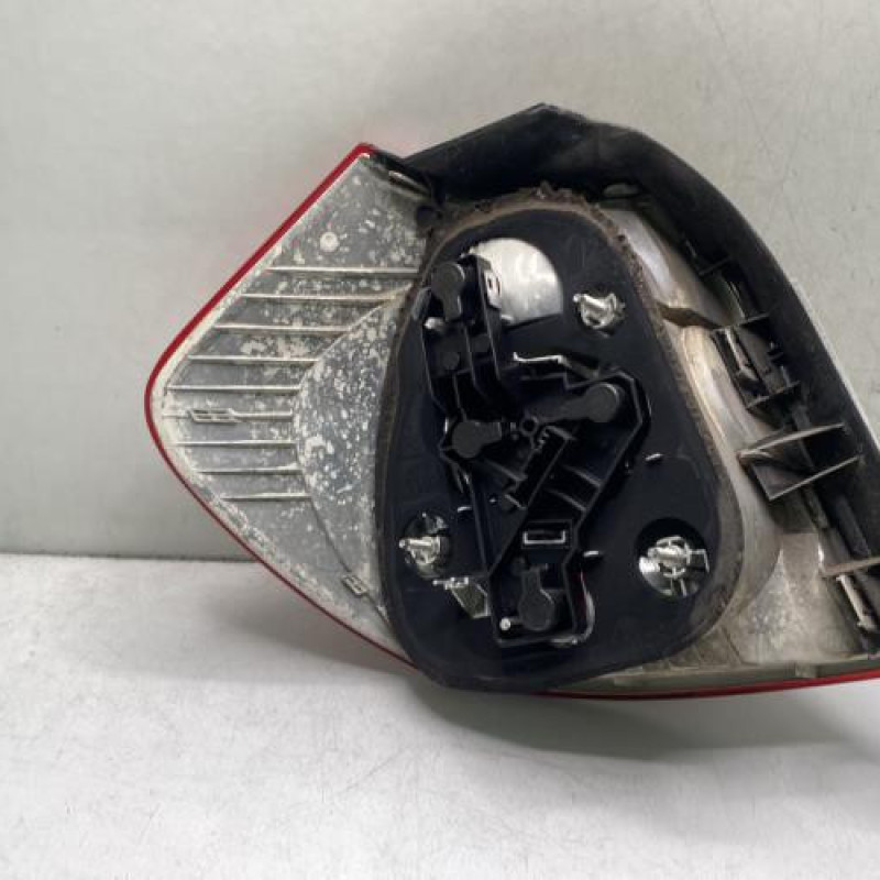 Feu arriere principal droit (feux) BMW SERIE 1 E87 Photo n°2