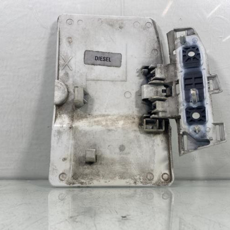 Trappe d'essence RENAULT TRAFIC 2 Photo n°4