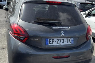 Ecran GPS PEUGEOT 208 1