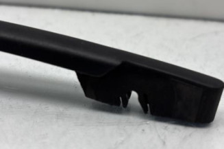 Bras essuie glace arriere PEUGEOT 106