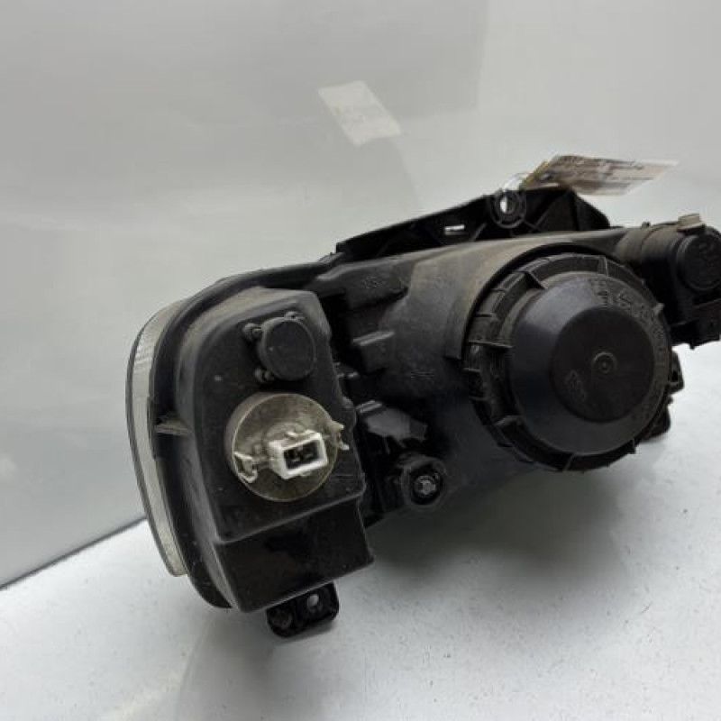 Optique avant principal gauche (feux)(phare) PEUGEOT 106 Photo n°7