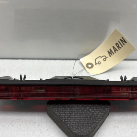 Feu arriere stop central PEUGEOT 106 Photo n°1