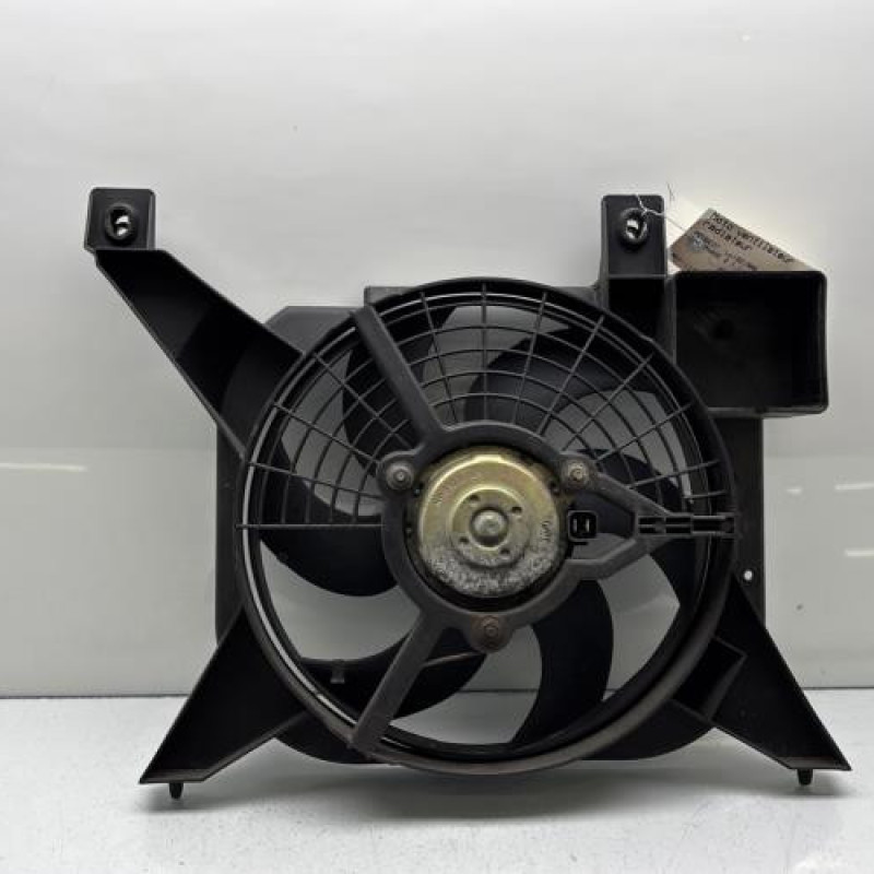 Moto ventilateur radiateur PEUGEOT 106 Photo n°1