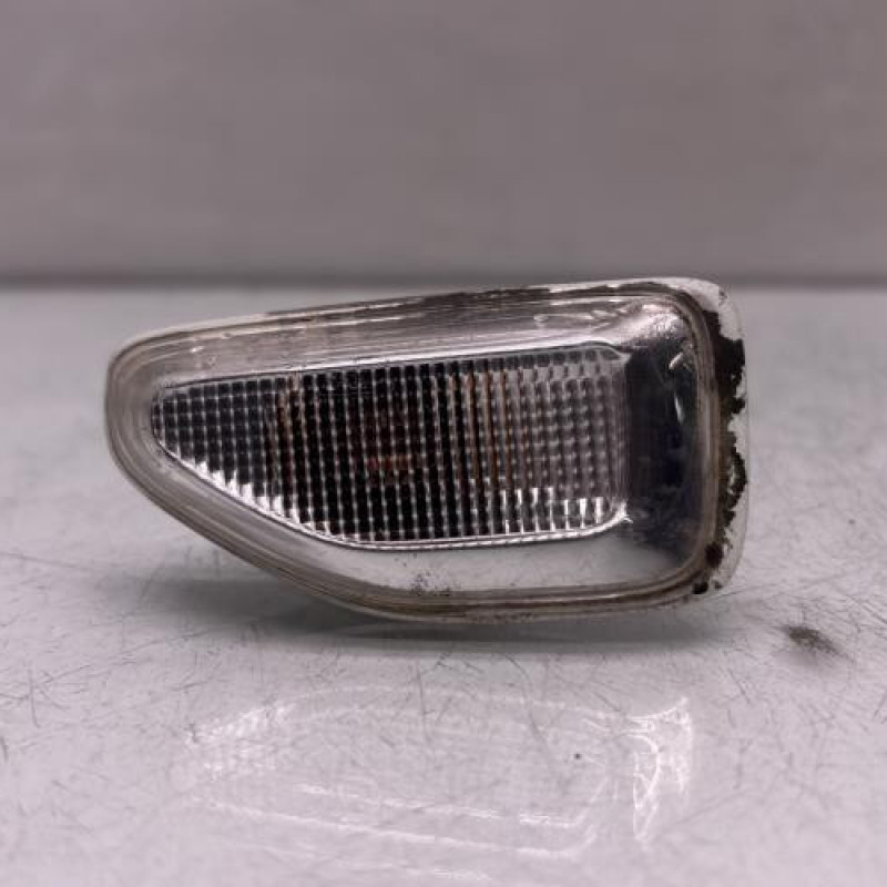 Repetiteur clignotant avant gauche (Feux) DACIA LOGAN MCV 2 Photo n°1