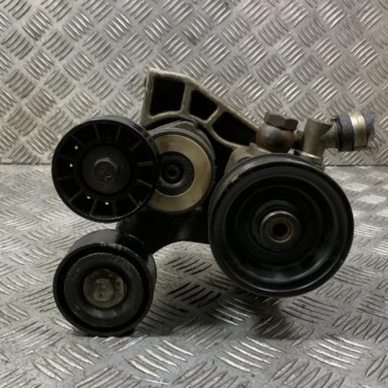 Pompe de direction FIAT DUCATO 3 Photo n°1