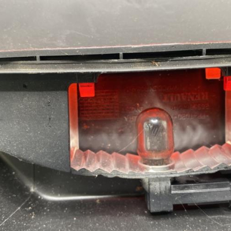 Feu arriere stop central DACIA LOGAN MCV 2 Photo n°4