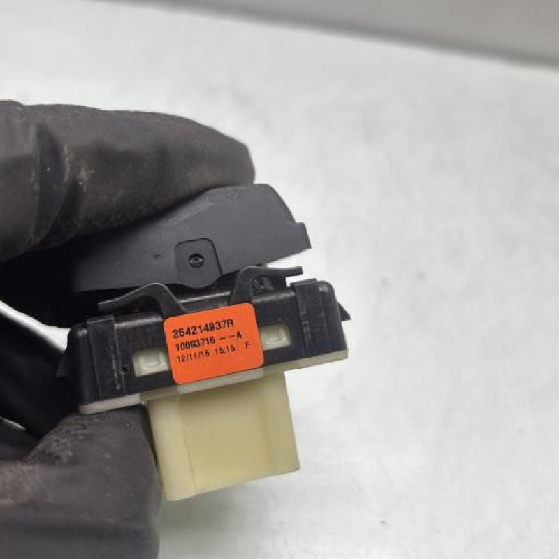 Interrupteur de leve vitre avant gauche DACIA LOGAN MCV 2 Photo n°4