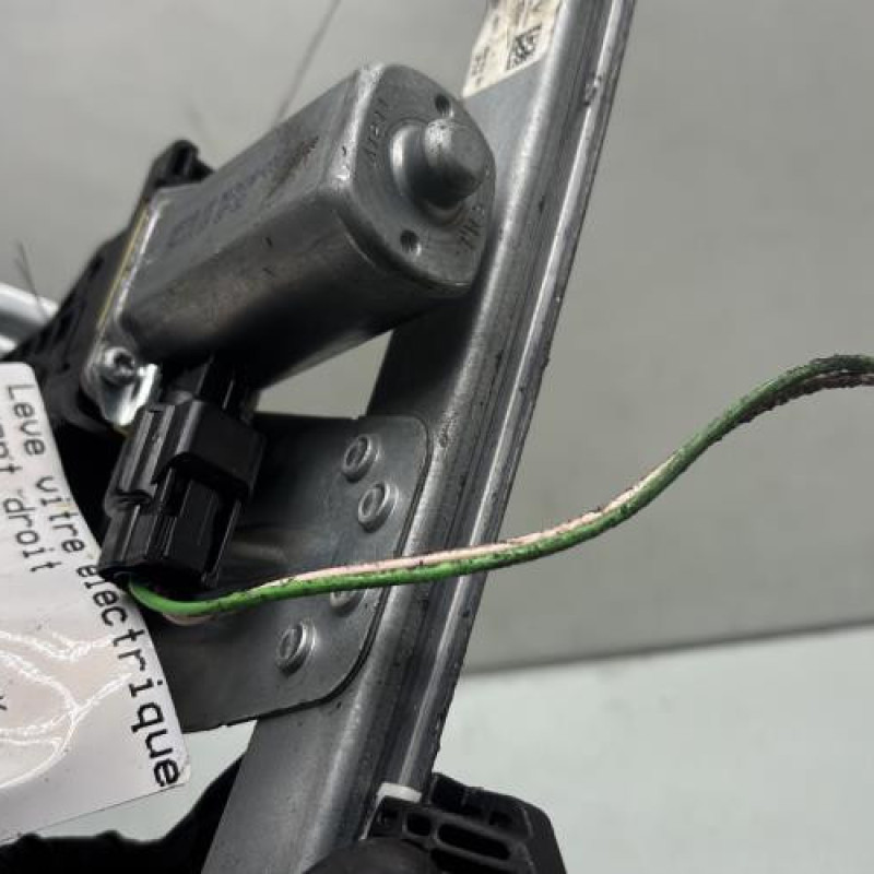 Leve vitre electrique avant droit DACIA LOGAN MCV 2 Photo n°4