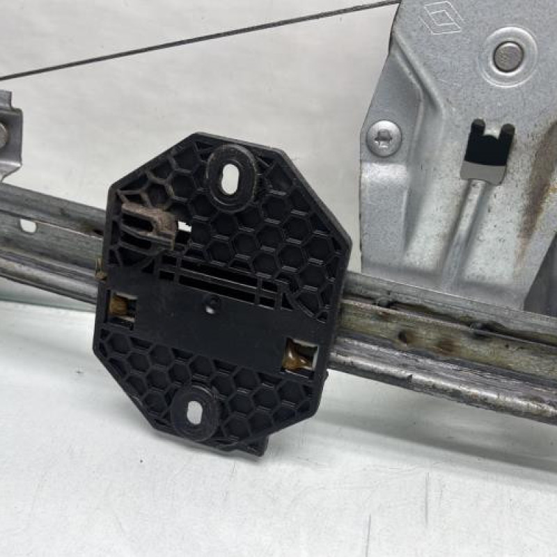 Leve vitre electrique avant gauche DACIA LOGAN MCV 2 Photo n°2