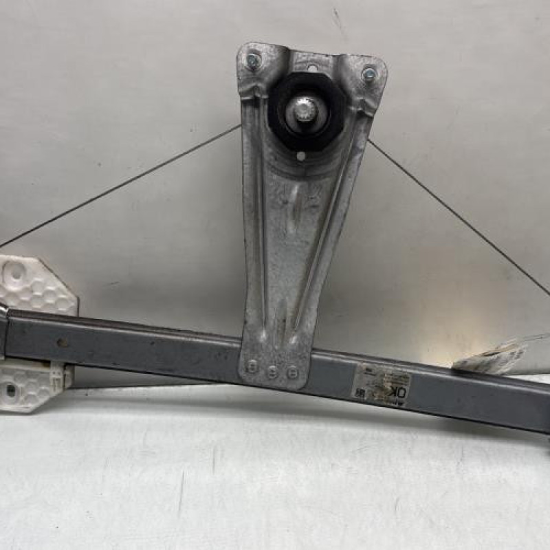 Leve vitre mecanique arriere droit DACIA LOGAN MCV 2 Photo n°1