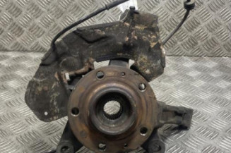 Pivot de moyeu avant droit PEUGEOT EXPERT 2 Photo n°1