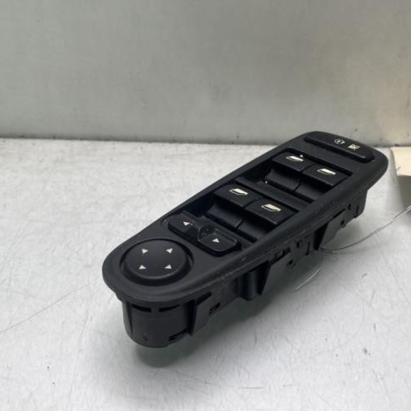 Interrupteur de leve vitre avant gauche CITROEN C4 GRAND PICASSO 1 Photo n°1