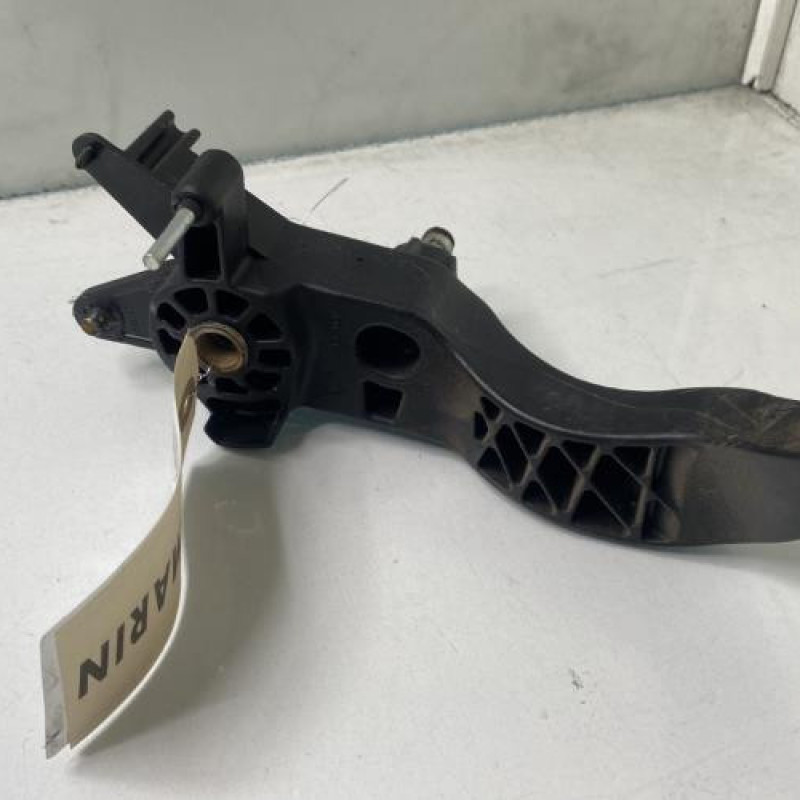 Pedale d'embrayage CITROEN C4 GRAND PICASSO 1 Photo n°2