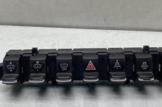 Bouton de warning PEUGEOT 3008 1 Photo n°1