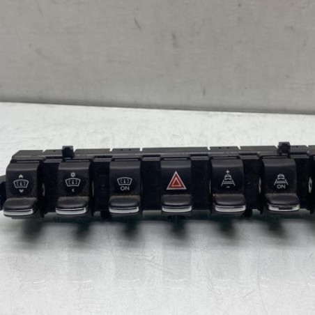 Bouton de warning PEUGEOT 3008 1 Photo n°1