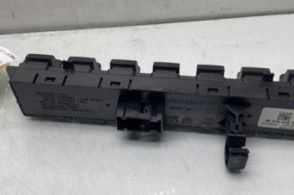 Bouton de warning PEUGEOT 3008 1