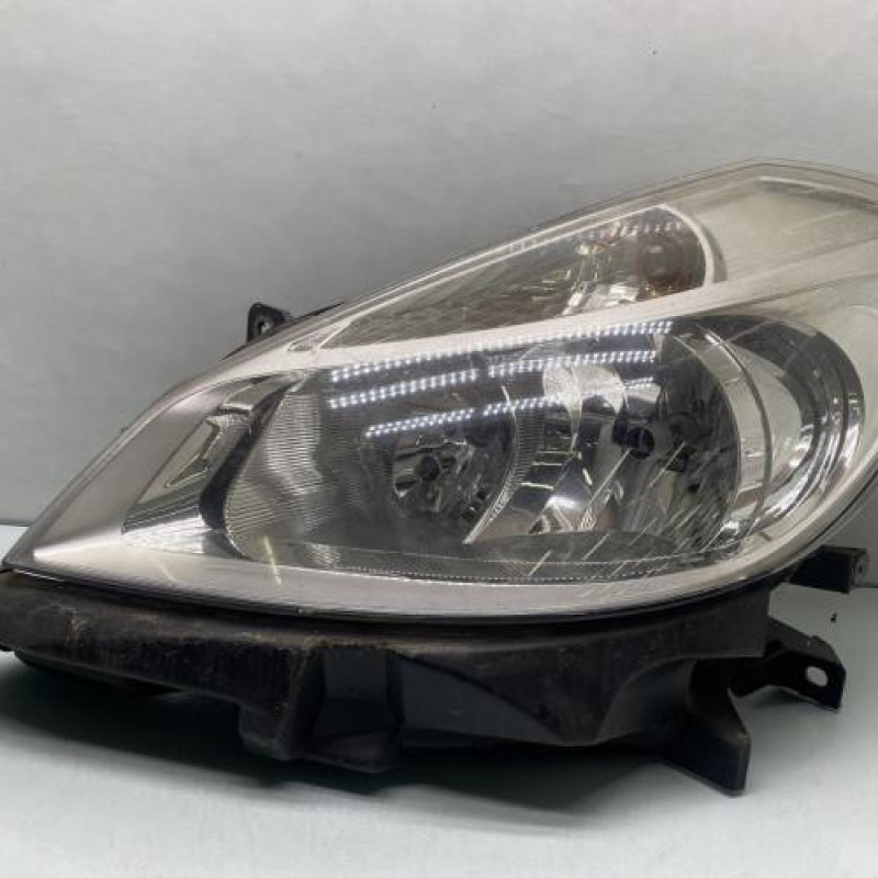 Optique avant principal gauche (feux)(phare) RENAULT CLIO 3 Photo n°1