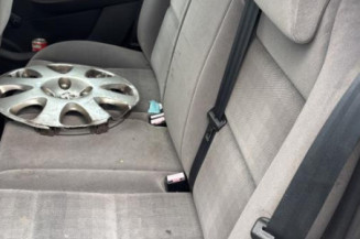 Bras essuie glace arriere PEUGEOT 307